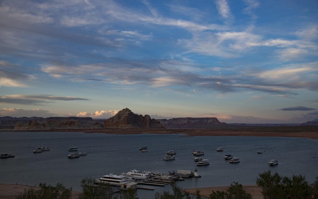 Safety Tips For Families At Lake Powell / Lake Powell:…